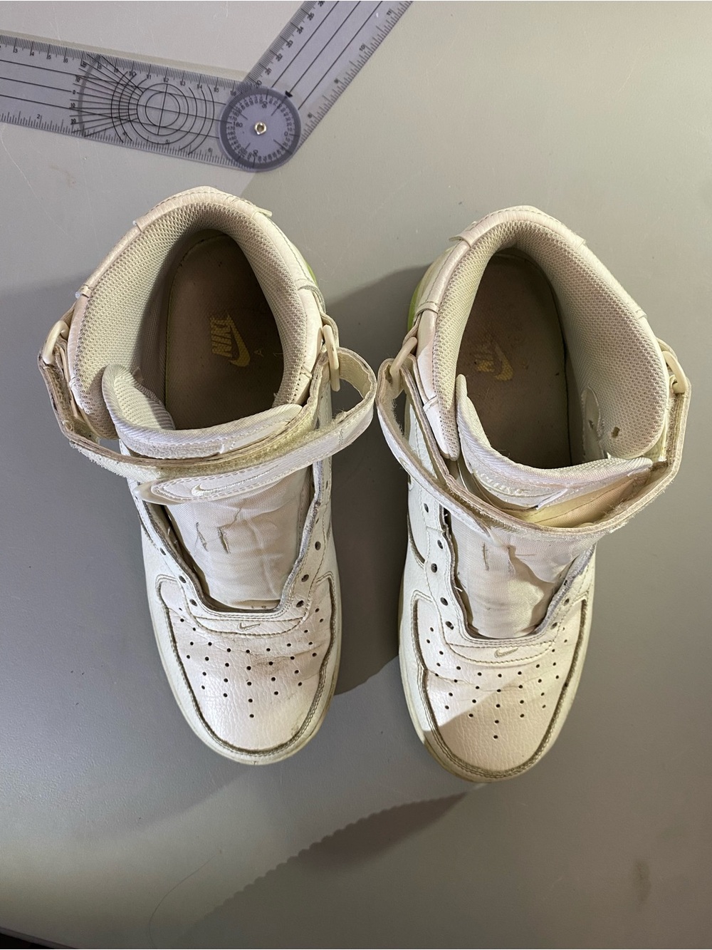 FB1374-100 Nike Air Force 1 Mid Evo Sail Lime Blast Coconut Milk 9US (Men's) - Picture 14 of 16